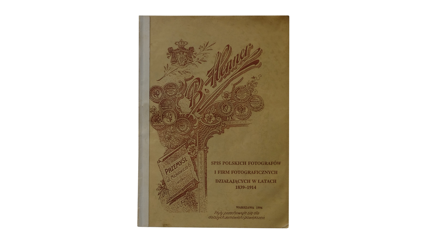 Jadwiga Ihnatowicz, Andrzej Piotrowski - Spis polskich fotografów i firm fotograficznych działających w latach 1839-1914
