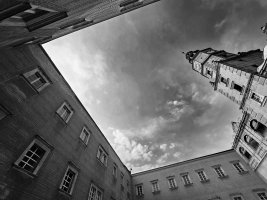 Wobec miejsca i czasu VII. Wewnętrzno-zewnętrzne metakorelacje