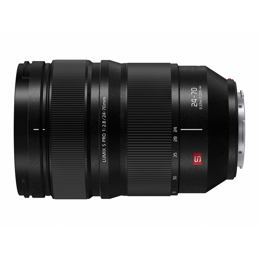 Panasonic Lumix S Pro 24-70mm f/2.8