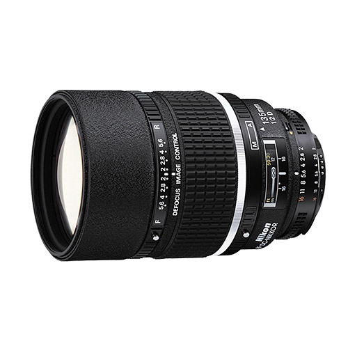 Nikon Nikkor AF DC 135mm f/2D
