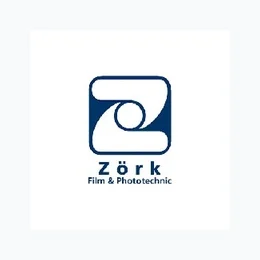 Obiektywy z \"pokłonem\"