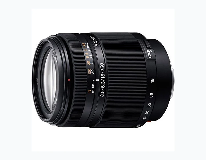 Sony DT 18-250mm f/3.5-6.3